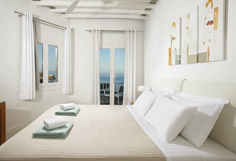 هتل Selana Suites