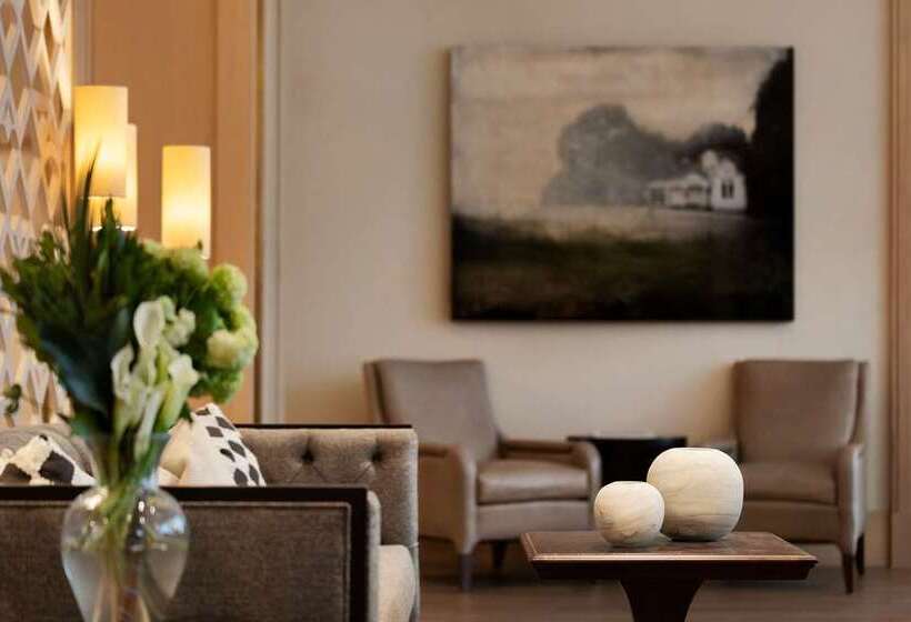 هتل The Harpeth Franklin Downtown, Curio Collection By Hilton