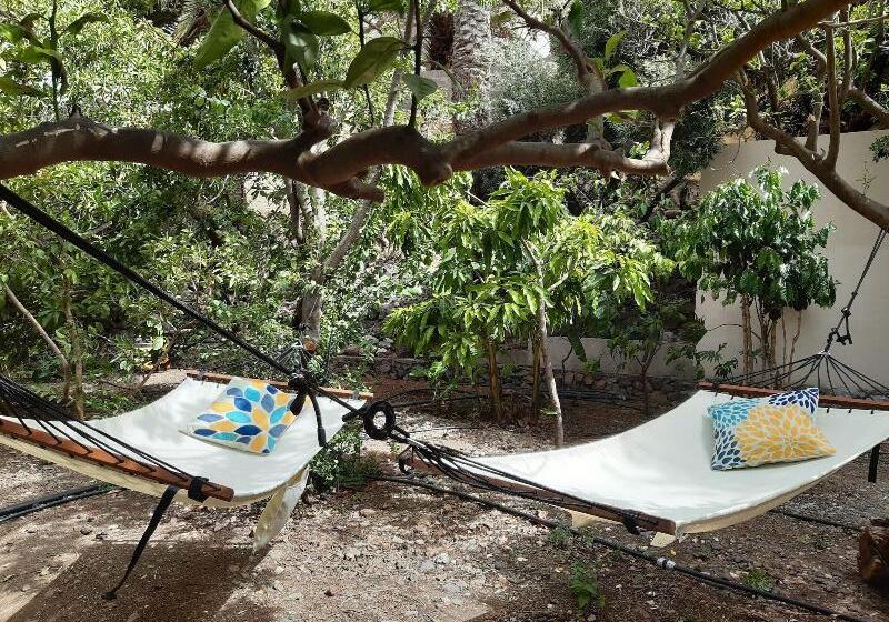 تختخواب و صبحانه Villa Nestor
