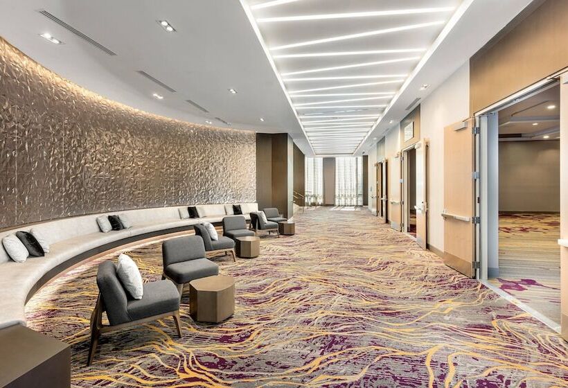 בית מלון כפרי Courtyard By Marriott Los Angeles Monterey Park