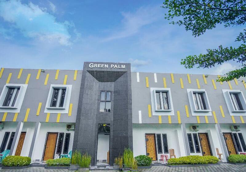 هتل Oyo 1266 Green Palm Syariah