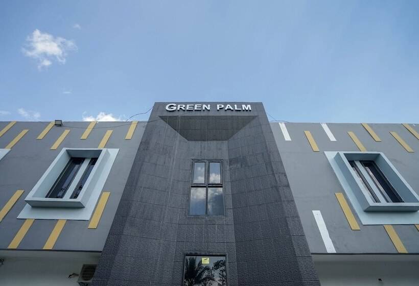 هتل Oyo 1266 Green Palm Syariah