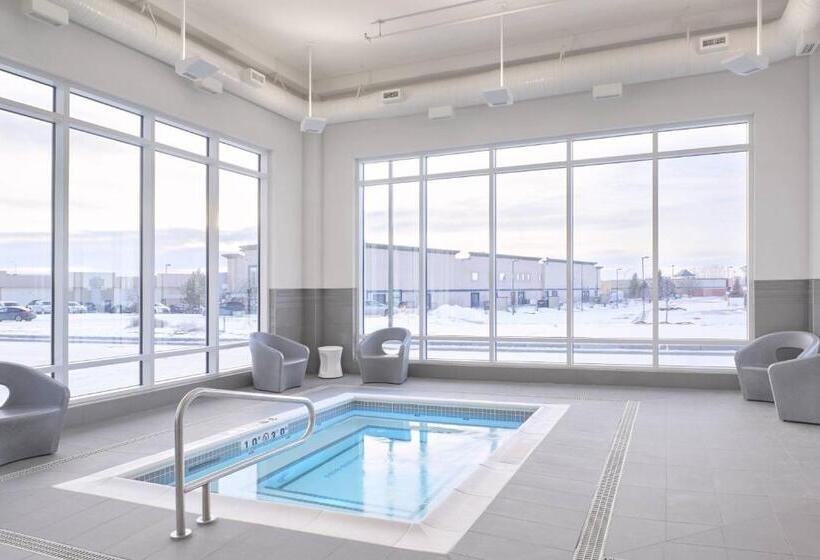 Отель Towneplace Suites By Marriott Medicine Hat