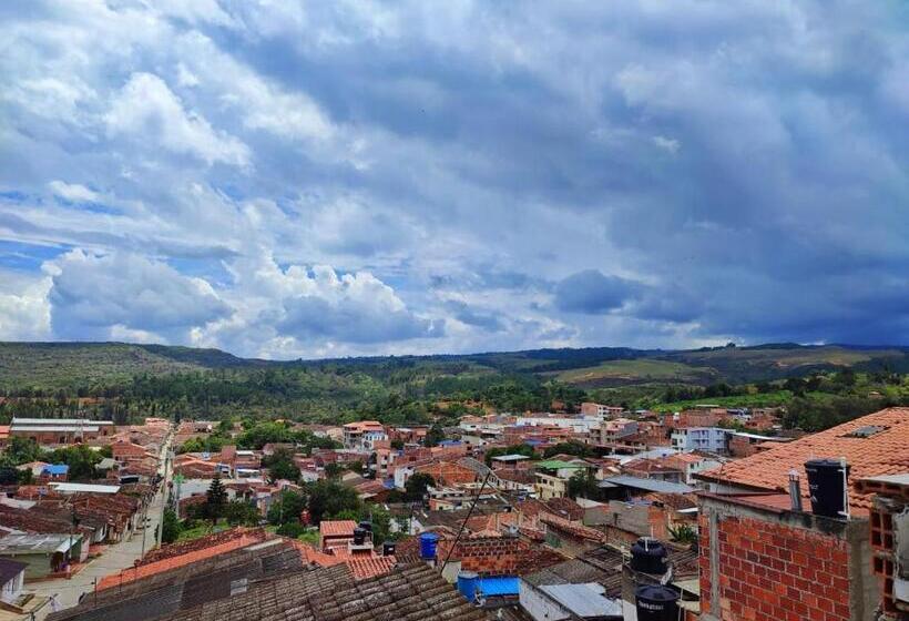 هتل Mi Techito Curiteño