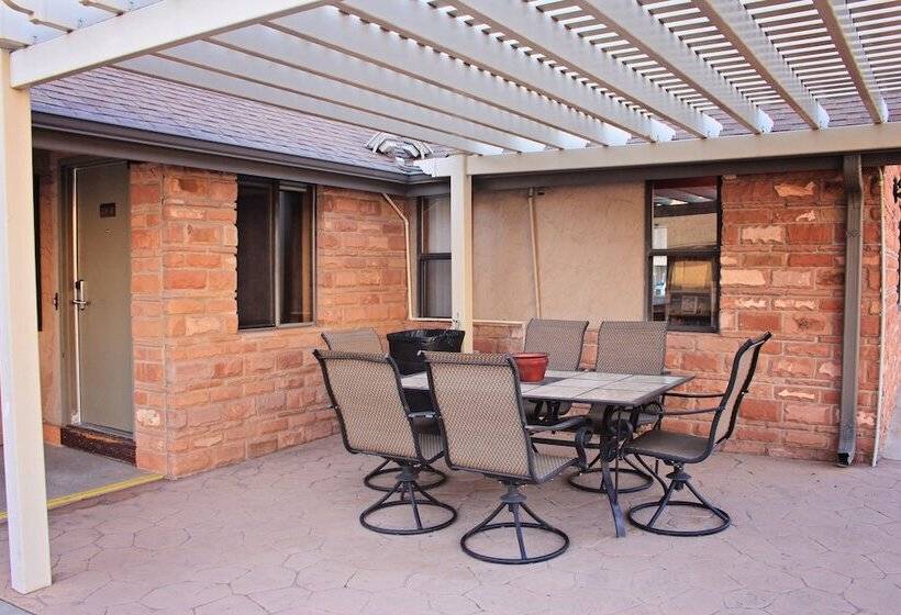 Bowen Motel