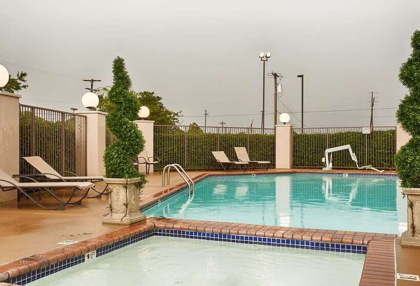 هتل Best Western Plus Southpark Inn & Suites