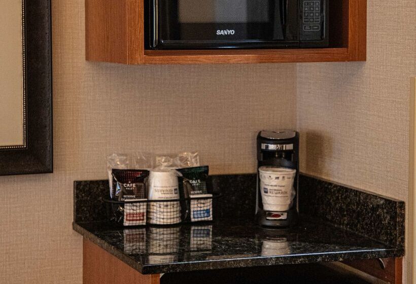 فندق Best Western University Inn And Suites