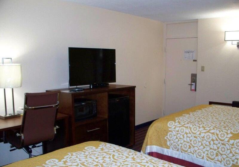 فندق Bluegrass Inn