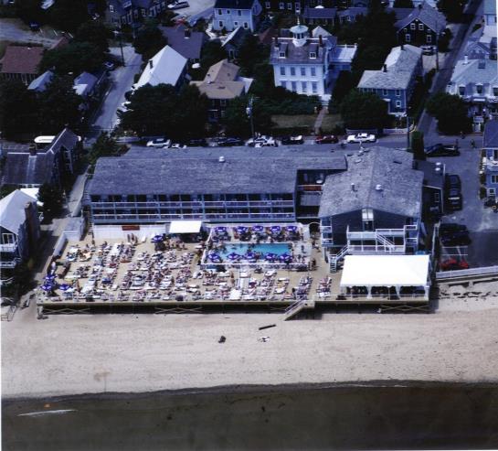 Hotel Boatslip Beach Club