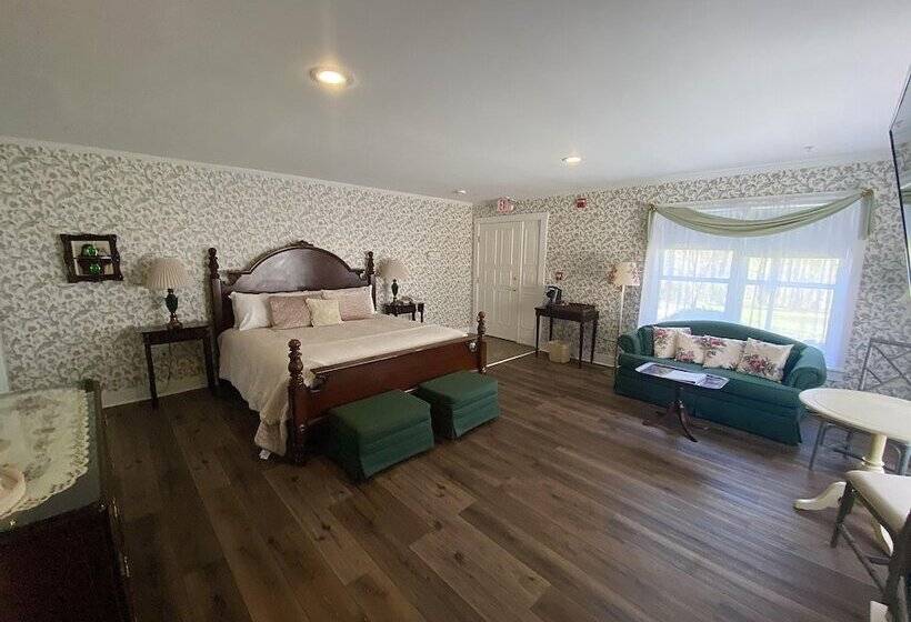 هتل Brook Farm Inn