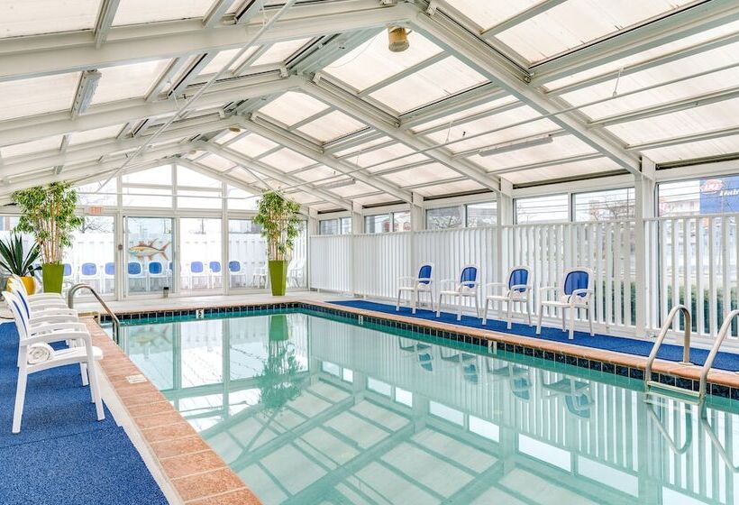 هتل Cayman Suites