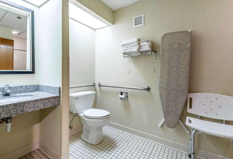 فندق Quality Inn & Suites Southport