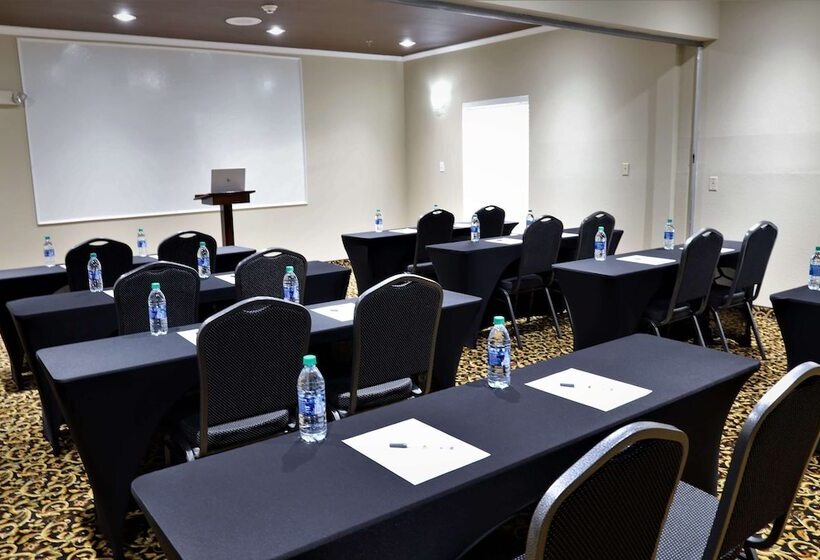 هتل Super 8 By Wyndham High Point/greensboro