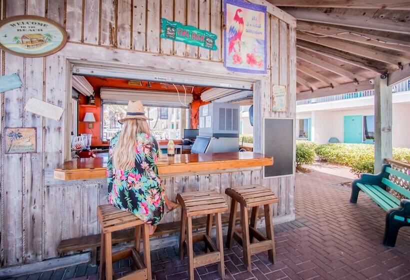 מוטל Bikini Beach Resort