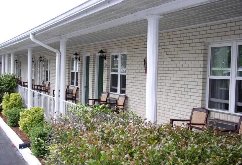 فندق على الطريق Birchwood Inn