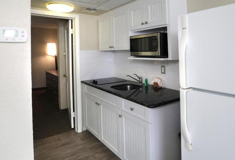 مُتل Biscayne Family Resort