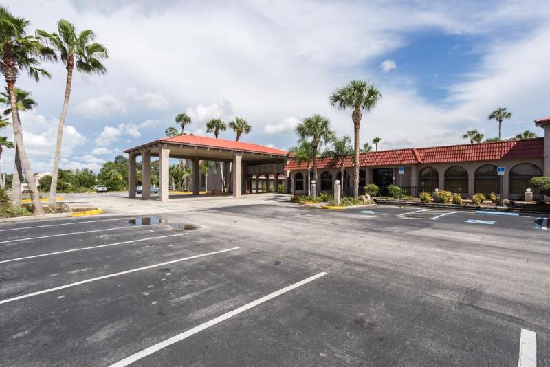 منتجع Motel 6spring Hill, Fl  Weeki Wachee