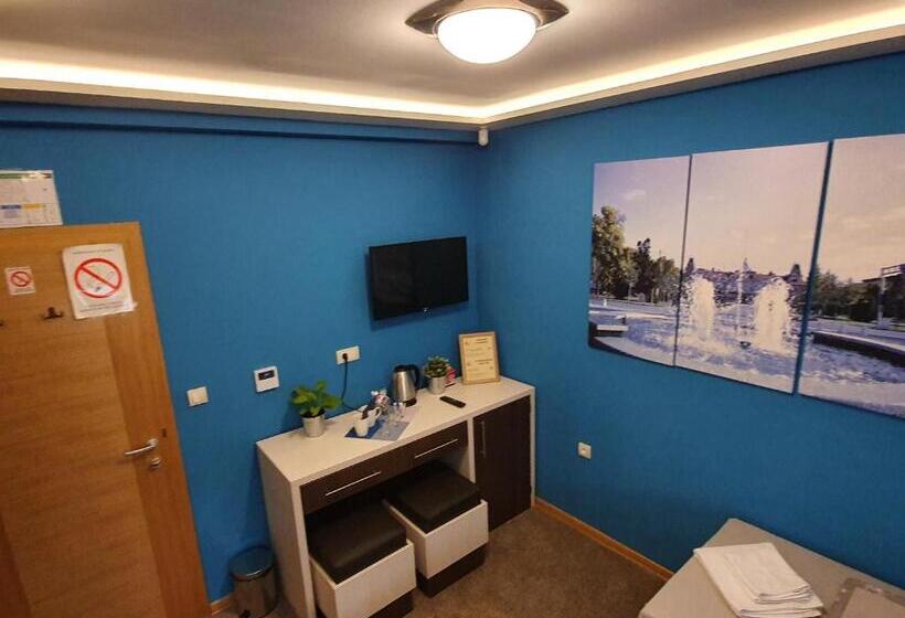 هاستل Oldbrick Pub