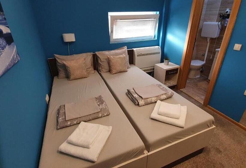 هاستل Oldbrick Pub