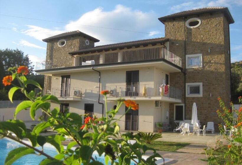 مبيت وإفطار Le Torri Del Cilento