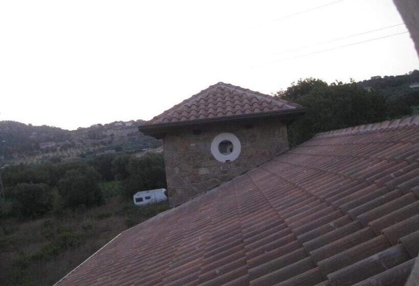 مبيت وإفطار Le Torri Del Cilento