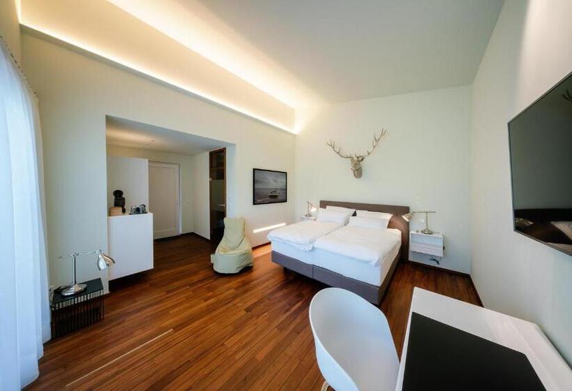 Motelplushotel Biggeseefront