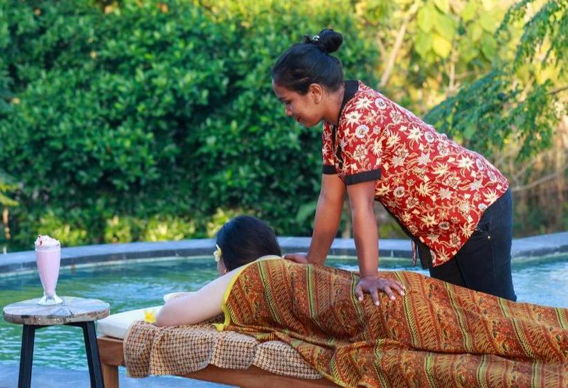 پانسیون Tanjung Lima Villas Labuan Bajo