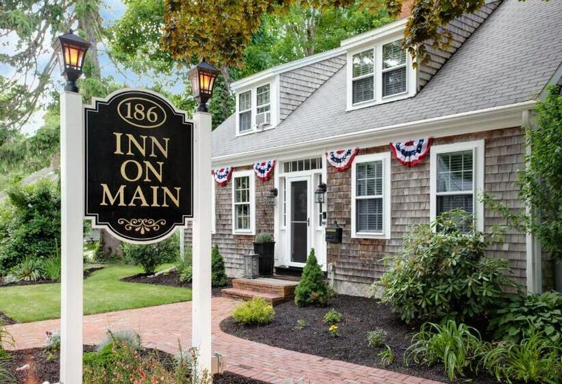 住宿加早餐  Inn On Main