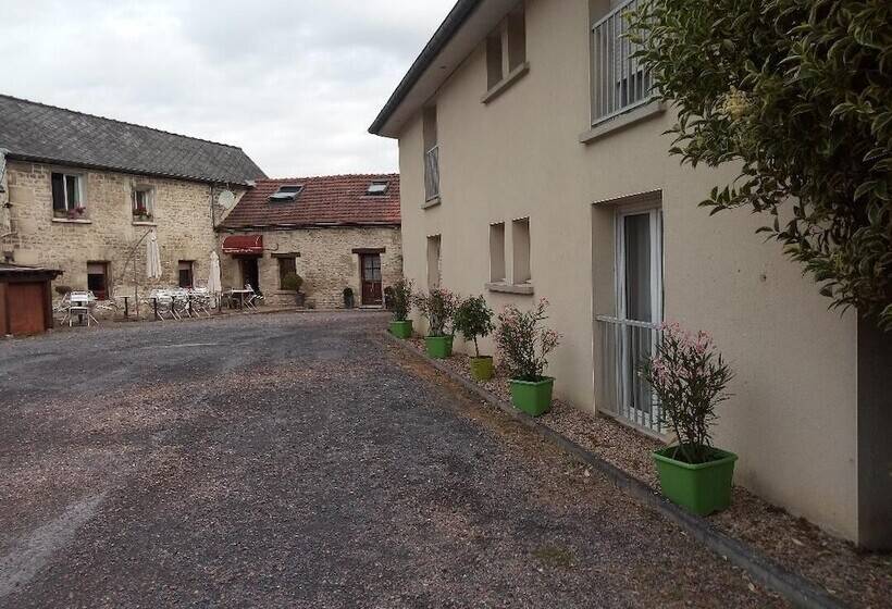 هتل L Hostellerie De La Rivière