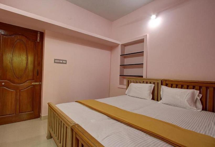 בית מלון כפרי Spot On 46002 Marudha Temple View Spot