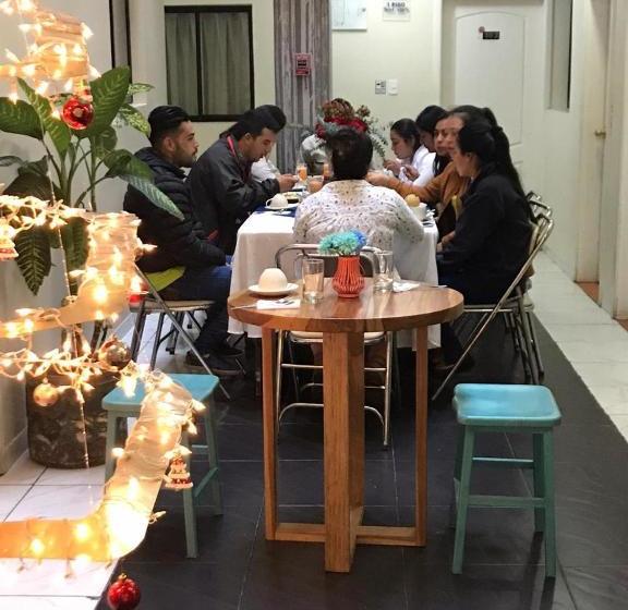 پانسیون Hostal Brilliant