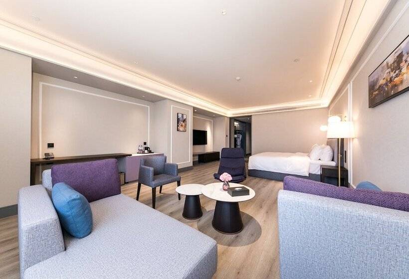 Отель Mercure Xian Qujiang