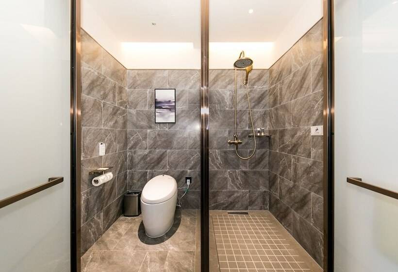 Отель Mercure Xian Qujiang