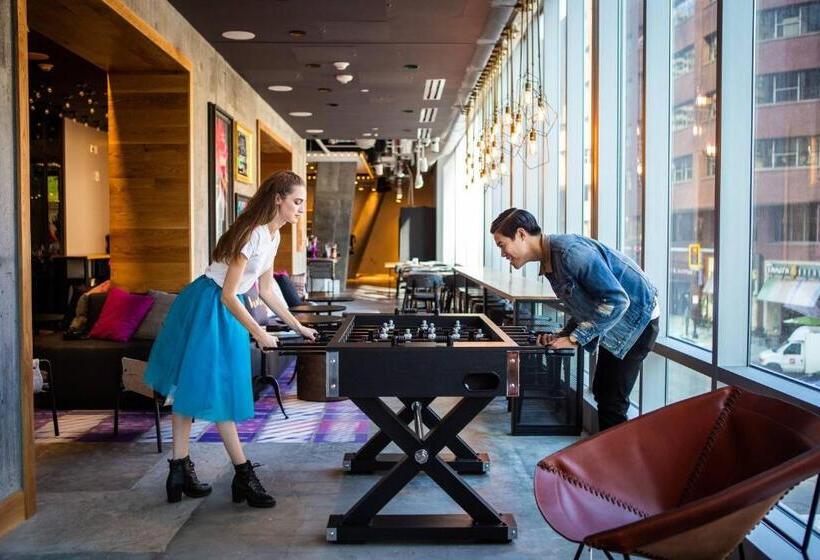 هتل Moxy Boston Downtown