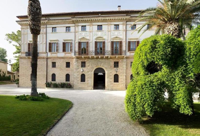 فندق Villa Corallo