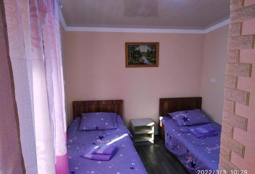 Пансион Family Guest House   Friends J