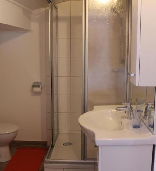 ペンション Gasthof Cafe Risano