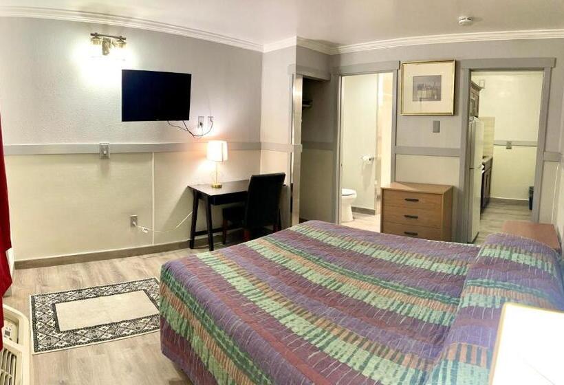 Emerald Best Motel