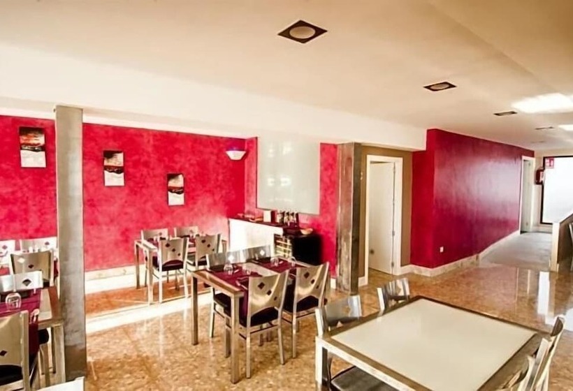 ペンション Hostal Catedritos Ibéricos A 5 Km 154 A 5 Km De Oropesa A 1 Km De Herreruela De Oropesa