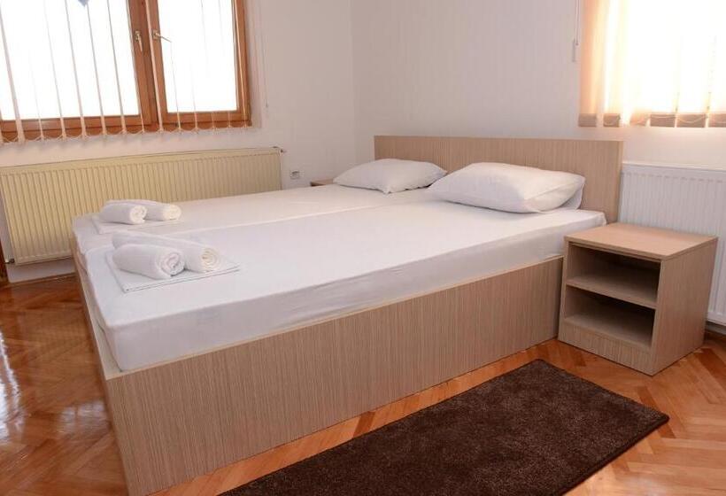 Prenoćište Vila Tasić