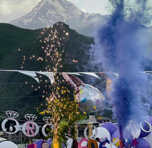 تختخواب و صبحانه Vache