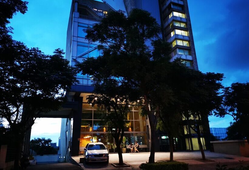 هاستل Bluewater Hotel Xpark Gloria Outlets Taoyuan Baseball Stadium