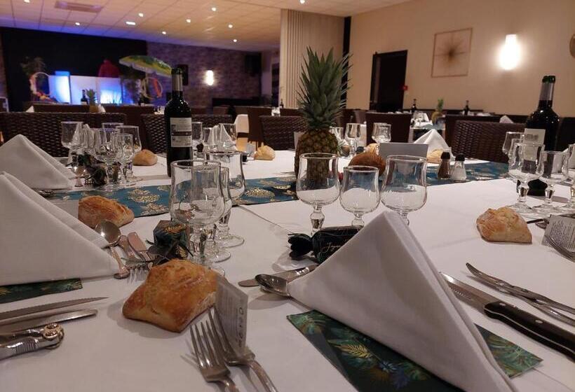 호텔 Hôtel L Espérance Vitré