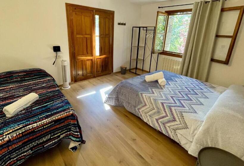 تختخواب و صبحانه Rural Hostel Dos Lucas