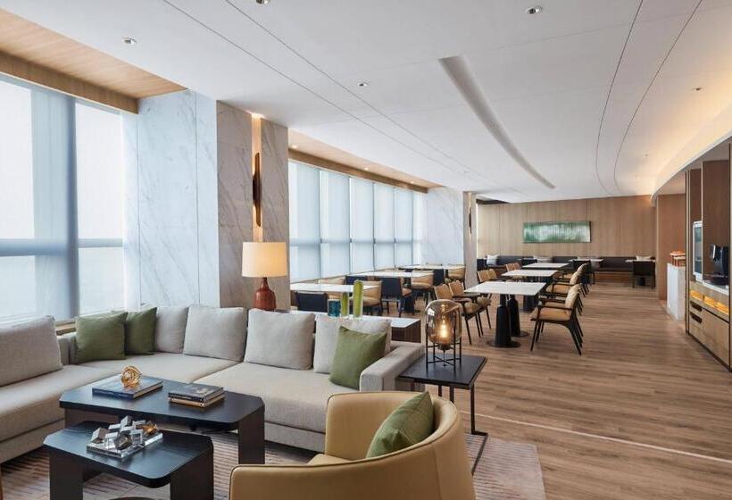 هتل Courtyard By Marriott Shanghai Songjiang