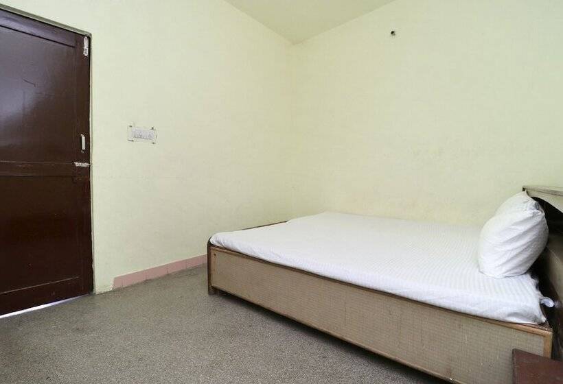 בית מלון כפרי Spot On 41126 Shri Krishankripa Guest House