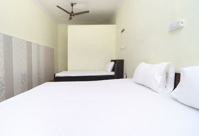 בית מלון כפרי Spot On 41126 Shri Krishankripa Guest House