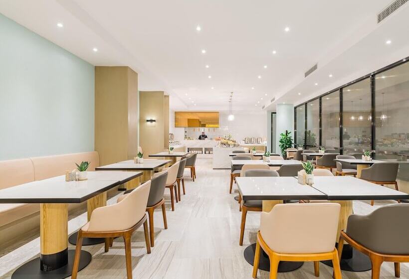 Atour Hotel Yufeng Mountain Park Liuzhou