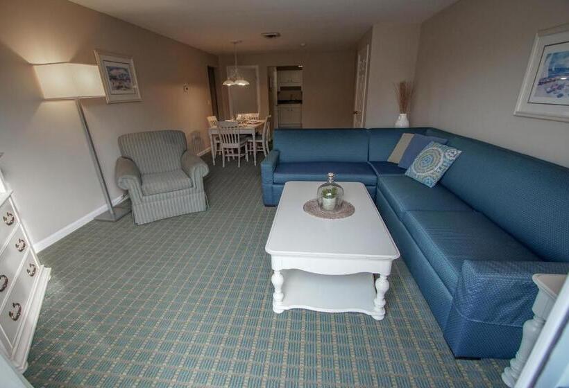Cape Winds Resort