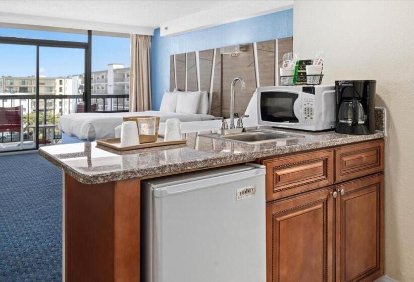 Carousel Resort Hotel And Condominiums